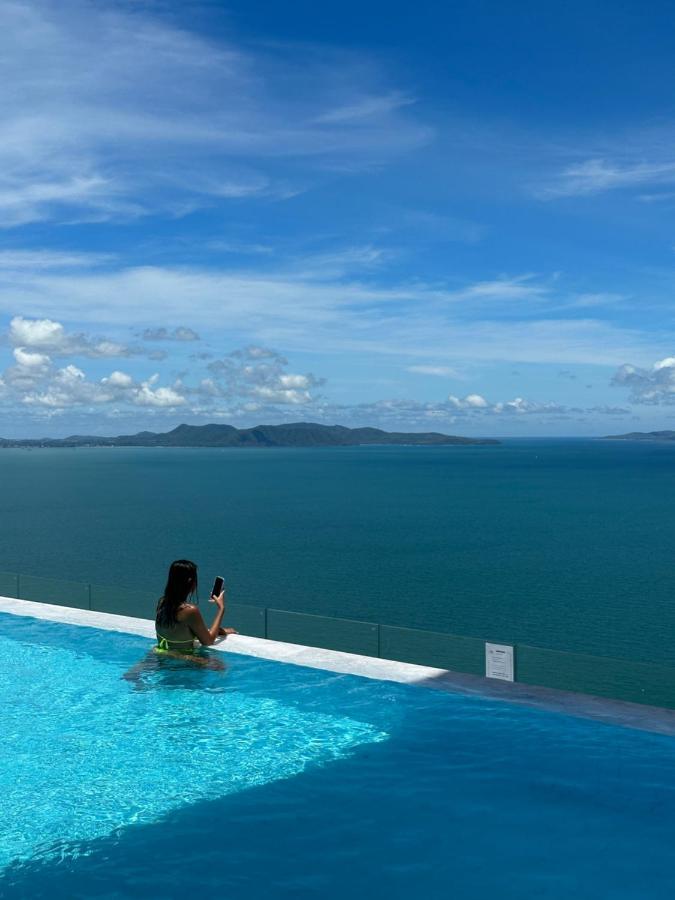 Copacabana Jomtien Beach High Floor Екстериор снимка