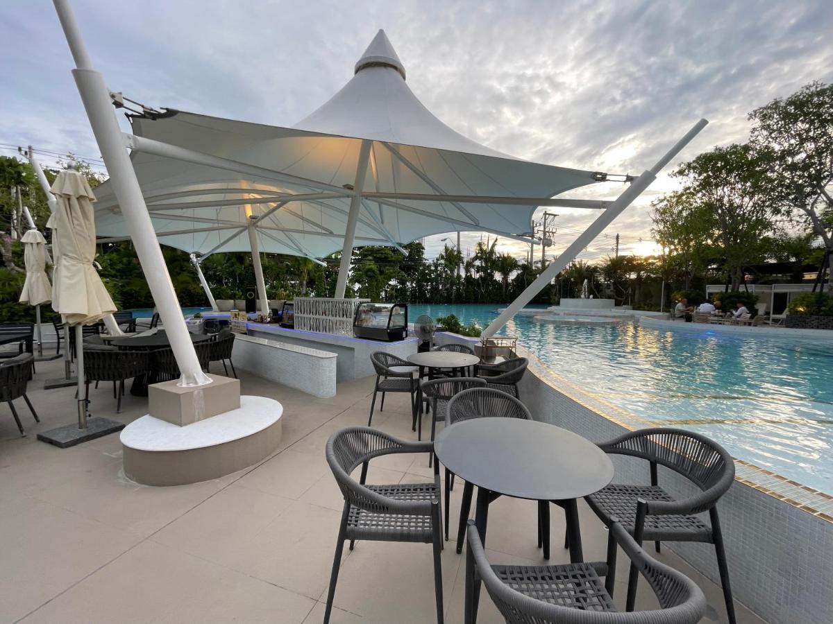 Copacabana Jomtien Beach High Floor Екстериор снимка