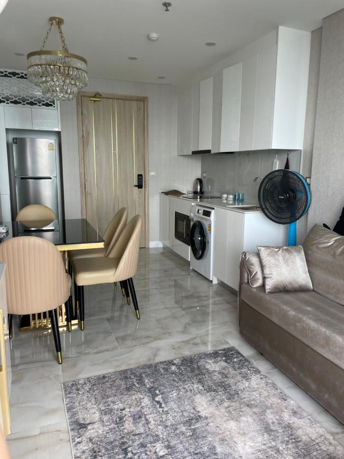 Copacabana Jomtien Beach High Floor Екстериор снимка
